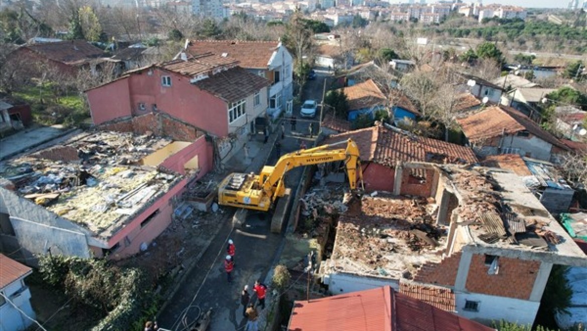 İstanbul'da olası depremde yaklaşık 200 bin bina kullanılamaz hale gelebilir