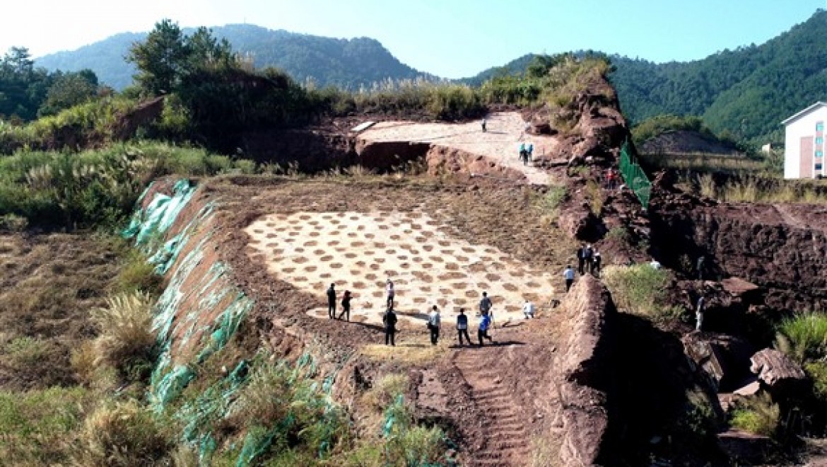 Fujian'da dünyanın en büyük dinozor izi bulundu