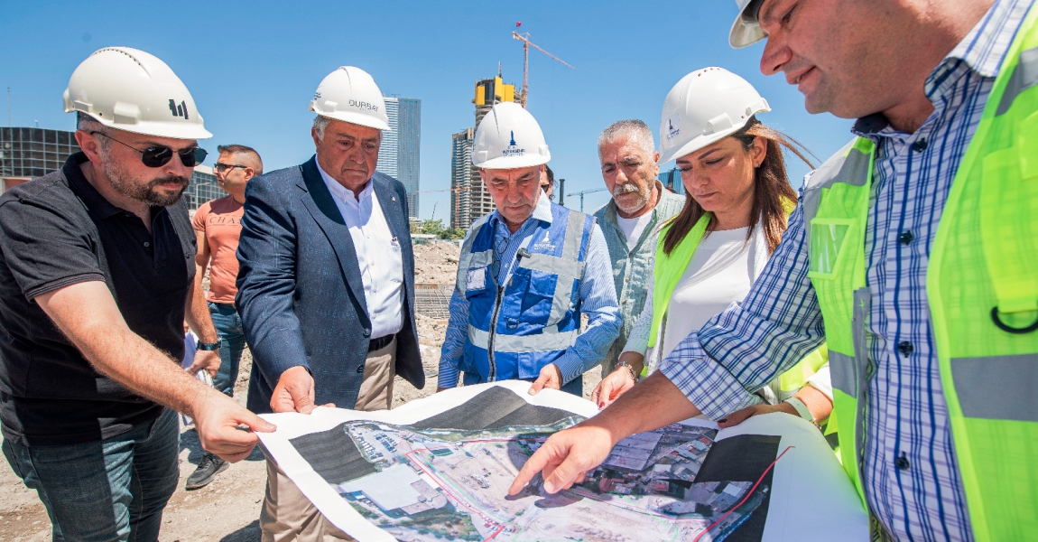 İzmir'de kentsel dönüşüm projeleri devam ediyor