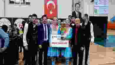 RTEÜ Halk Dansları ekibi il birincisi oldu