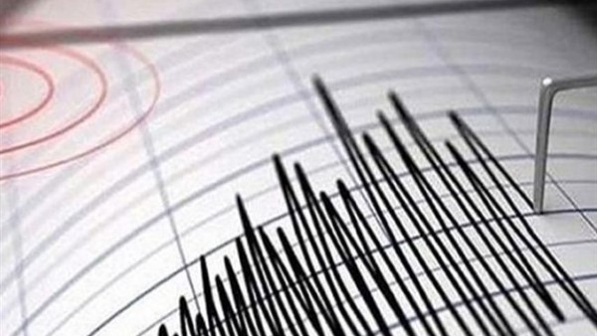 Papua Yeni Gine'de 6,5 büyüklüğünde deprem oldu