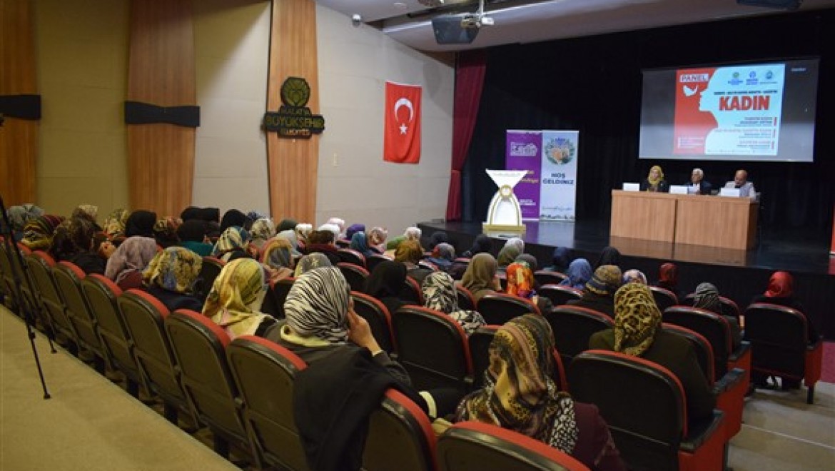 Malatya'da düzenlenen panelde Filistin'de yaşananlara dikkat çekildi