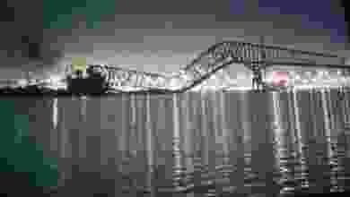 Baltimore köprüsü gemi çarpması sonucu çöktü