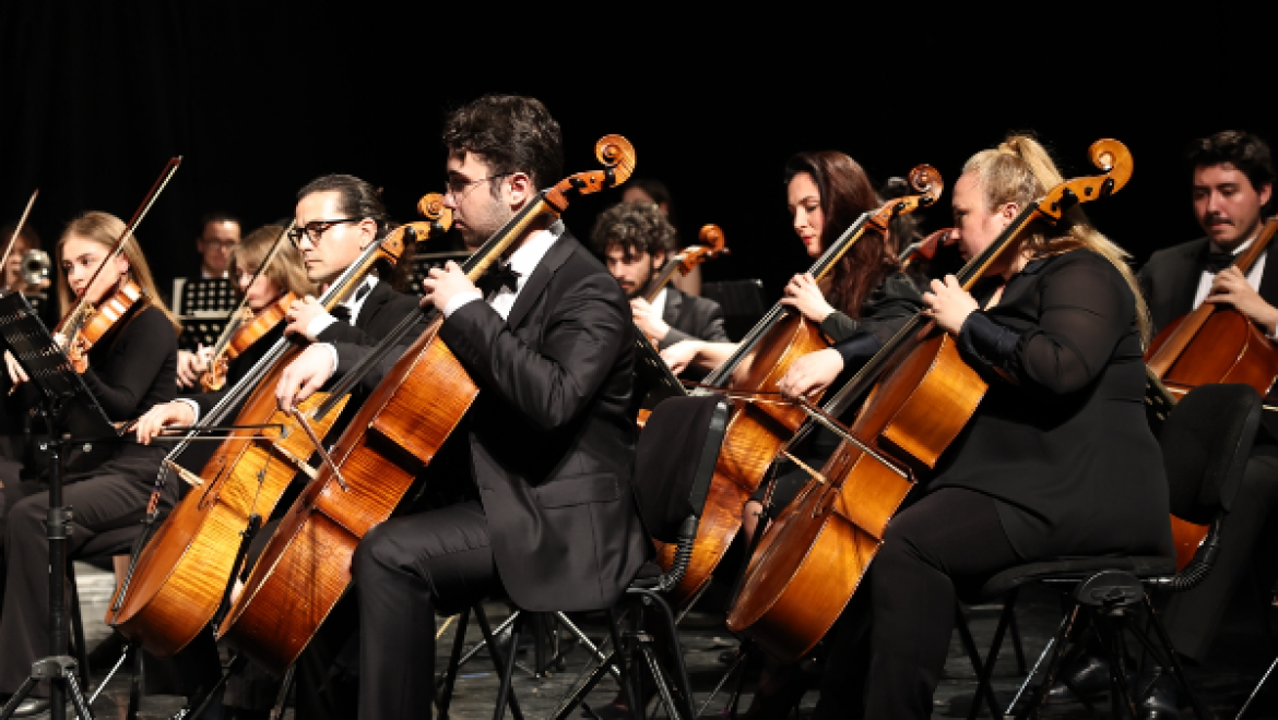 Nilüfer Oda Orkestrası 20. yaşını konserle kutladı