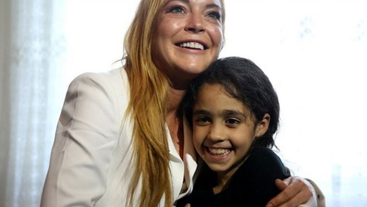 ​Lindsay Lohan'dan Trump'a çağrı: Türkiye ve Suriye'ye benimle gelin