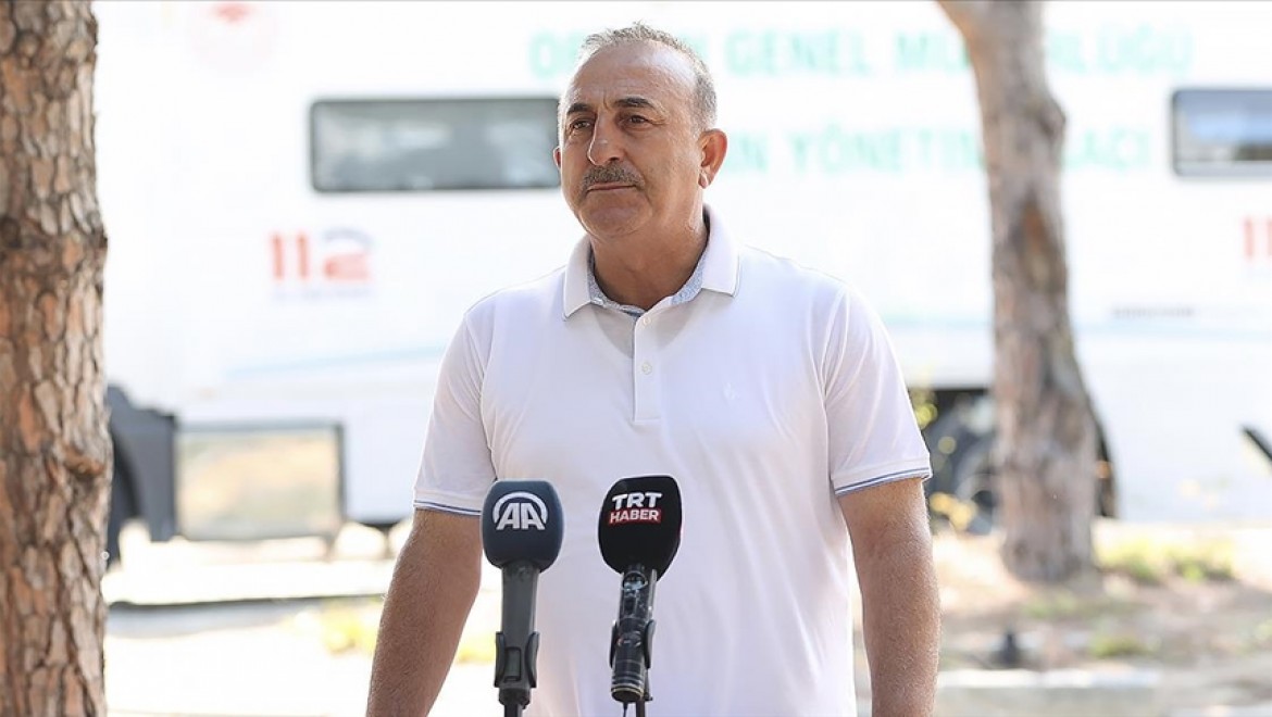 Dışişleri Bakanı Çavuşoğlu: Antalya'da bugüne kadar 19 noktada yangın başladı, 14 noktada kontrol altına alındı