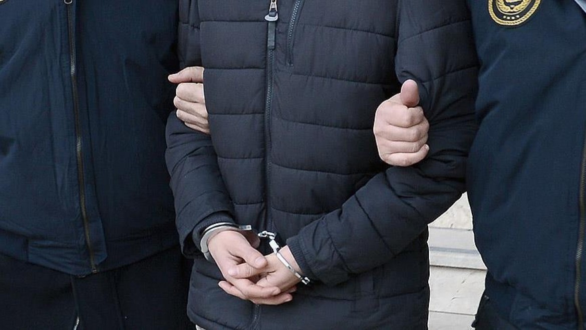Yönetmen Kazım Öz Terör Soruşturmasında Gözaltına Alındı