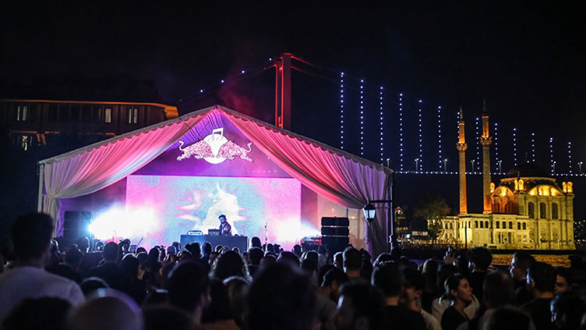 Red Bull Music Festival İstanbul 15 gün boyunca şehri müzikle ele geçirdi