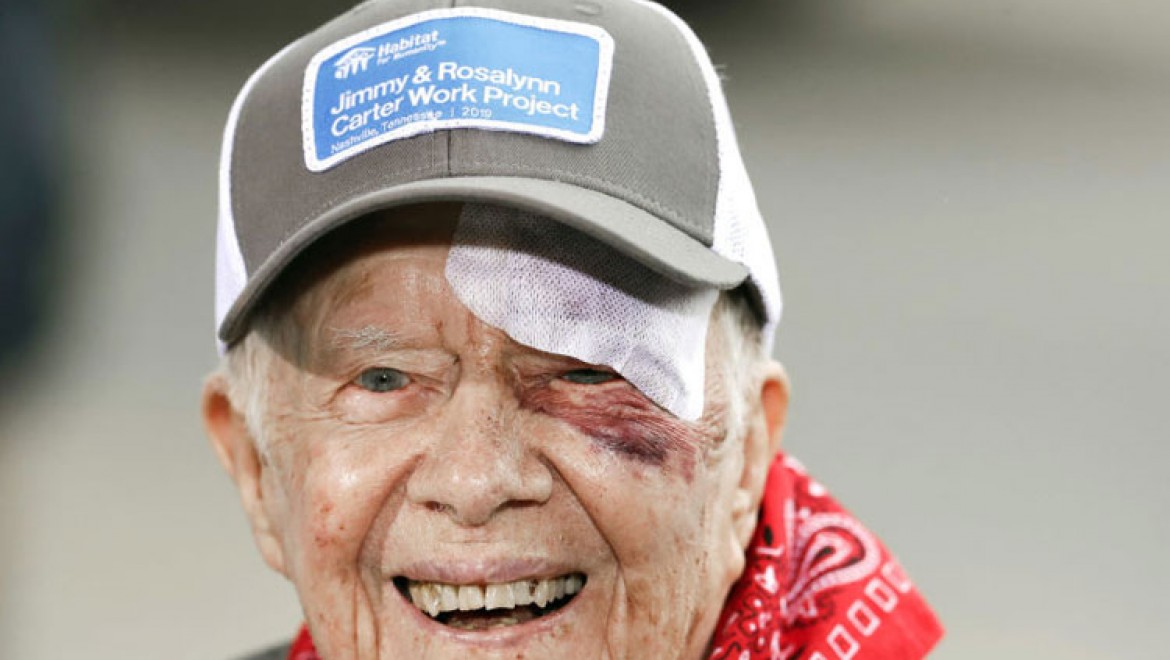 Eski ABD Başkanı Jimmy Carter hastaneye kaldırıldı