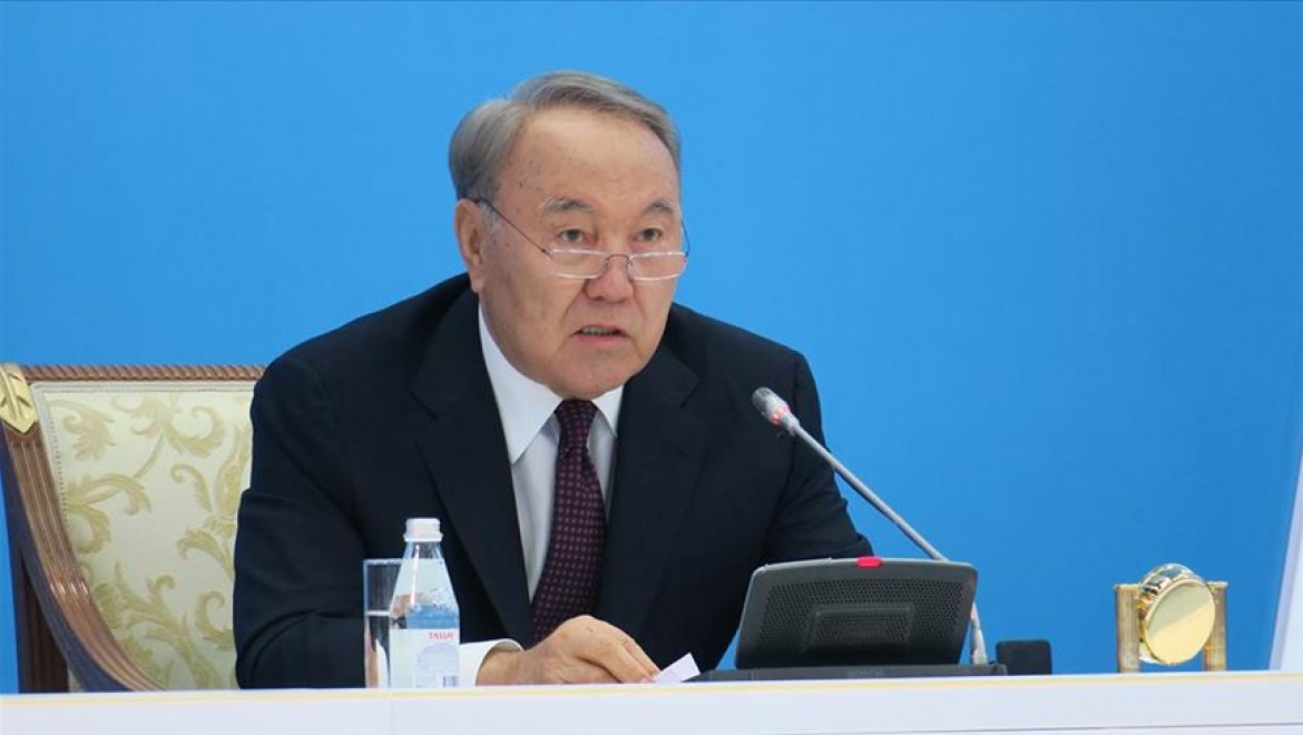 Nazarbayev'den Halka Teşekkür
