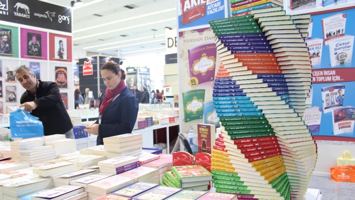 Ankara Kitap Fuarı Açıldı