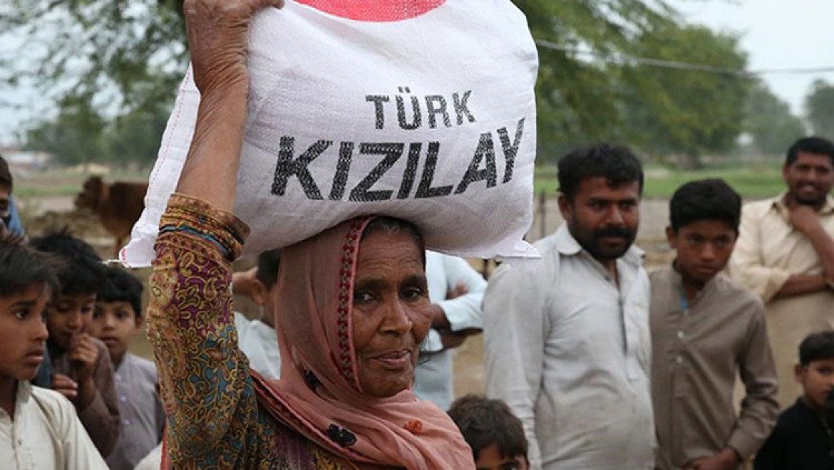 Türk Kızılay dünyadaki 20 milyonu aşkın insana yardım eli uzattı