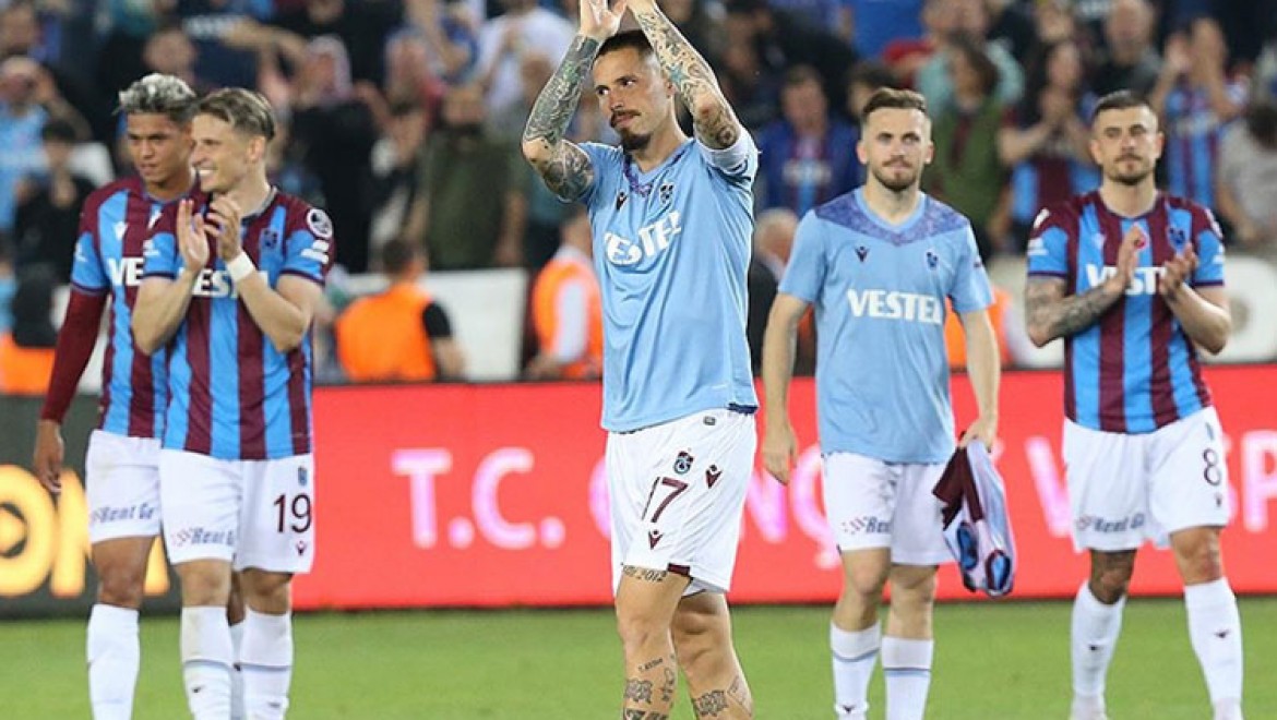 Trabzonspor deplasmanda kaybettiği rakiplerini iç sahada mağlup etti
