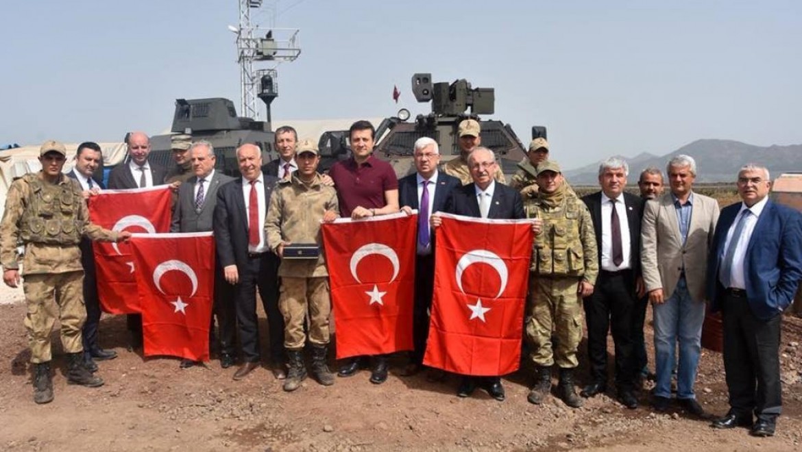 Tekirdağ'ın Belediye Başkanları Sınırdaki Mehmetçikle Buluştu