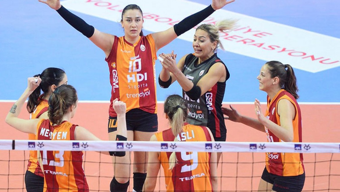 Galatasaray HDI Sigorta Kupa Volley'de Yarı Finalde