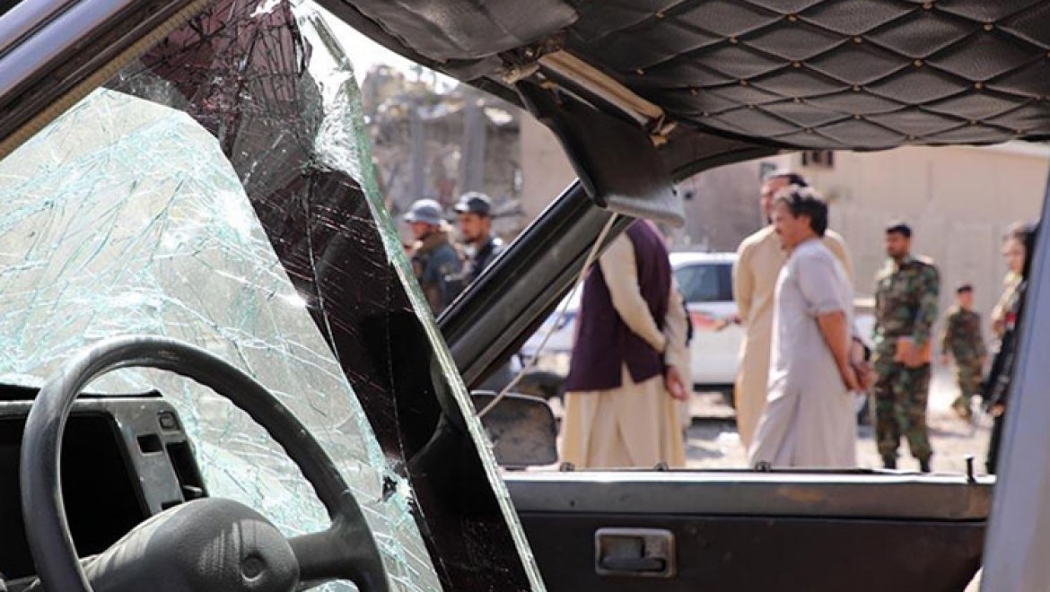Taliban kontrolündeki Afganistan'da düzenlenen bombalı saldırıda 2 sivil öldü