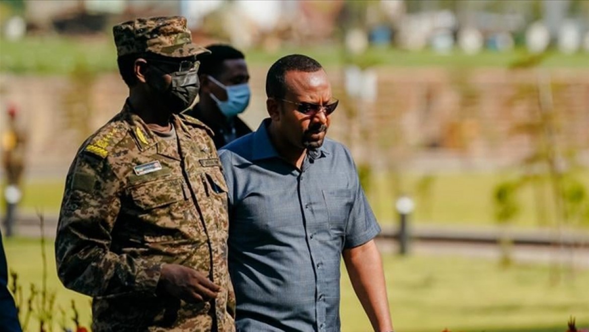 Etiyopya Başbakanı Ahmed, isyancılarla mücadele için cepheye gitti