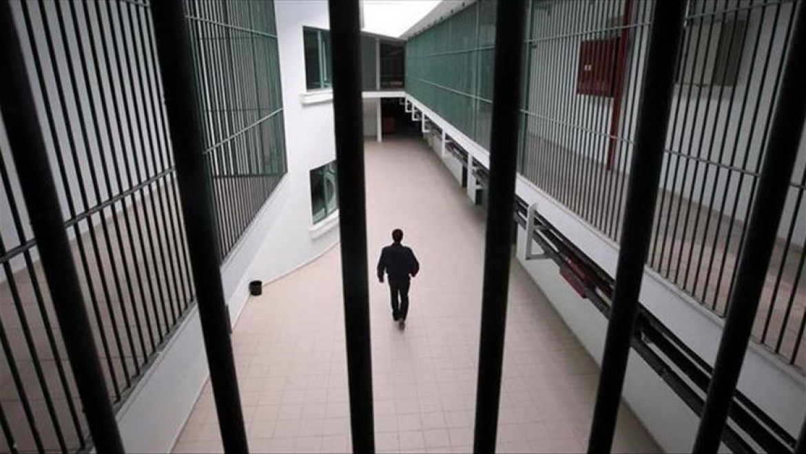 Açık cezaevlerindeki hükümlülerin Kovid-19 izin süreleri 2 ay daha uzatıldı