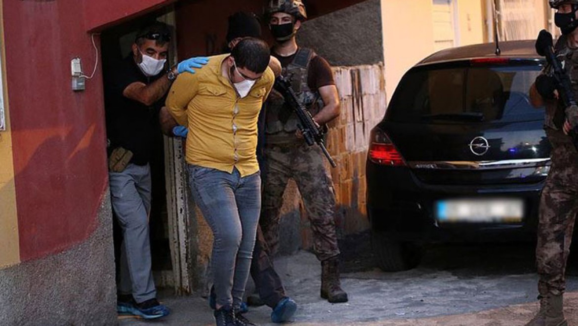Adana'da PKK/KCK operasyonunda 13 şüpheli gözaltına alındı