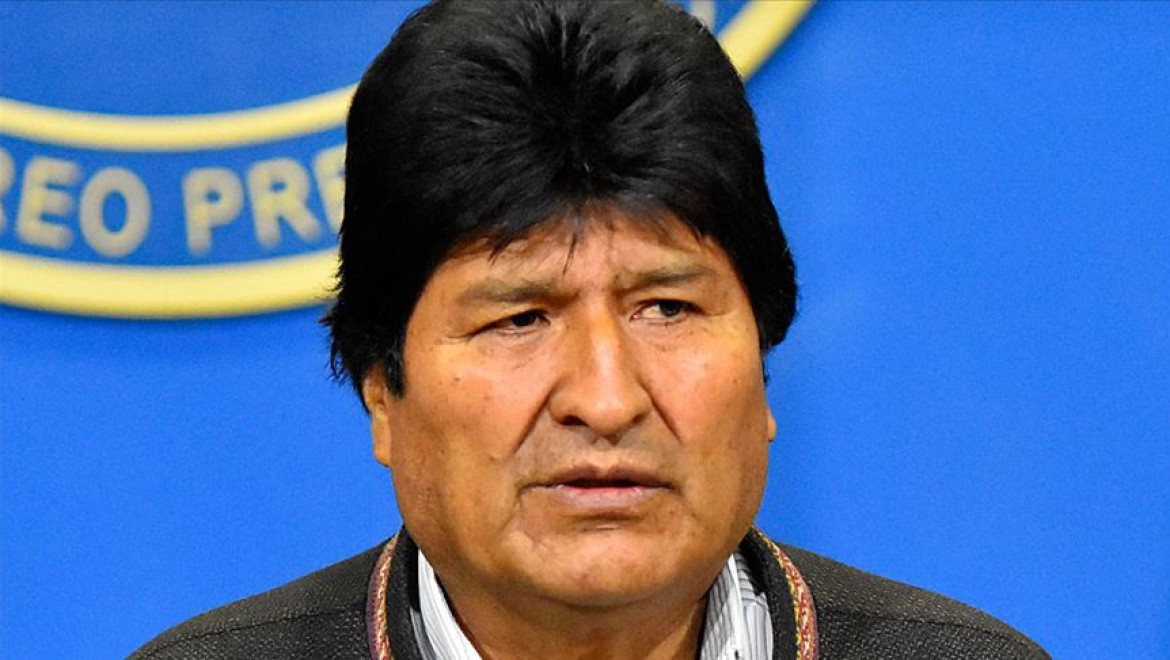 Morales Bolivya'da ordunun sokağa çıkmasına tepkili
