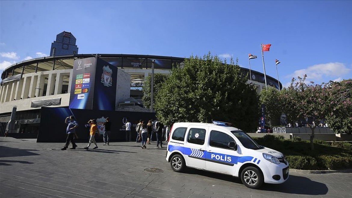 UEFA Süper Kupa finali için 15 bin polis görevlendirildi