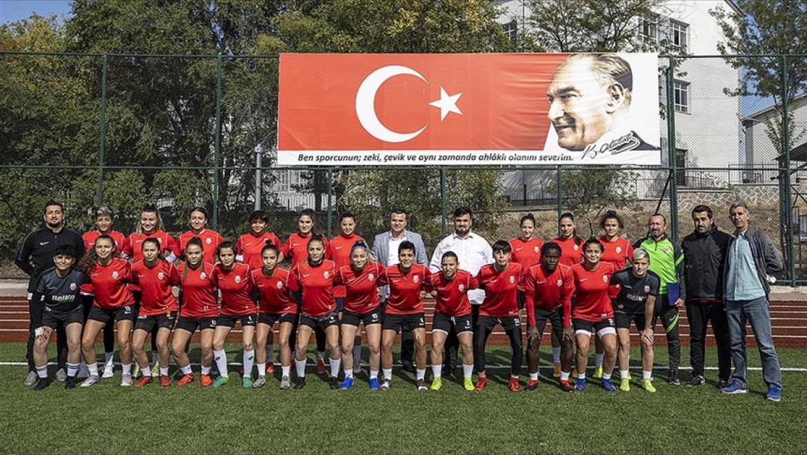 Futbolda başkentin Süper Lig'deki tek temsilcisi: ABB FOMGET Kadın Takımı