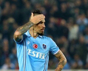 Trabzonspor'da antrenmanda sakatlanan Hamsik, Hatayspor maçı kadrosundan çıkartıldı