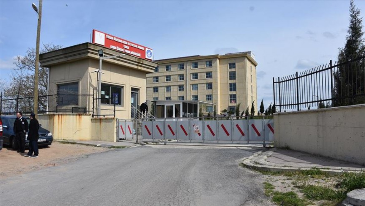 Karadağ'dan getirilen 75 Türk vatandaşı Tekirdağ'da yurda yerleştirildi