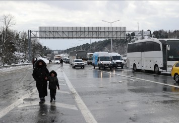 Trakya ve Anadolu'dan İstanbul'a araç girişi başladı
