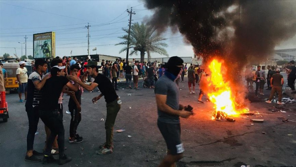 Irak Başbakanı, gösterilerdeki şiddetin araştırılması için komisyon kurdu