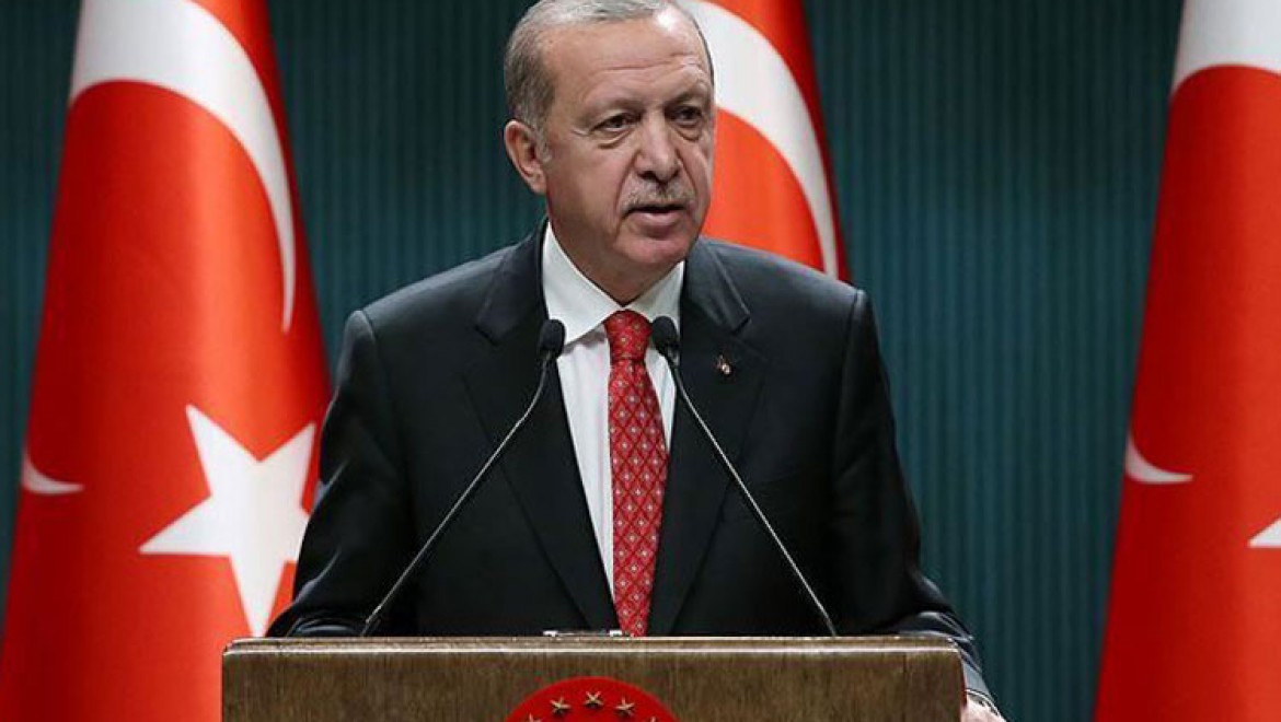Cumhurbaşkanı Erdoğan, TBMM Başkanlığına yeniden seçilen Mustafa Şentop'u kutladı