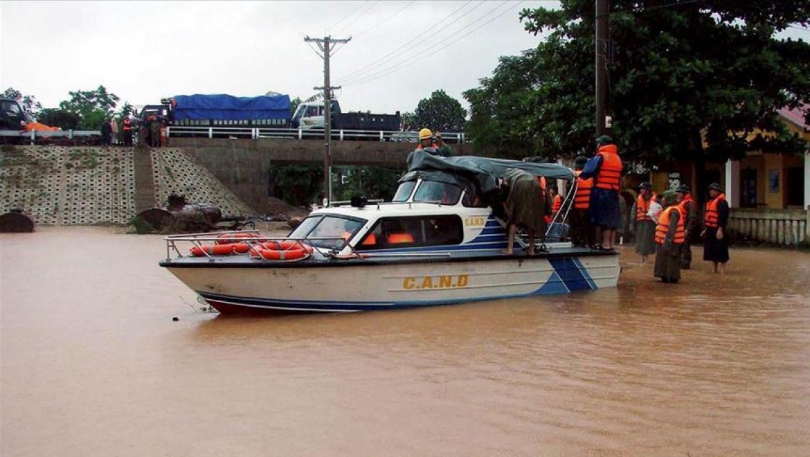 Vietnam'da aşırı yağışların yol açtığı sel ve toprak kaymalarında 84 kişi öldü