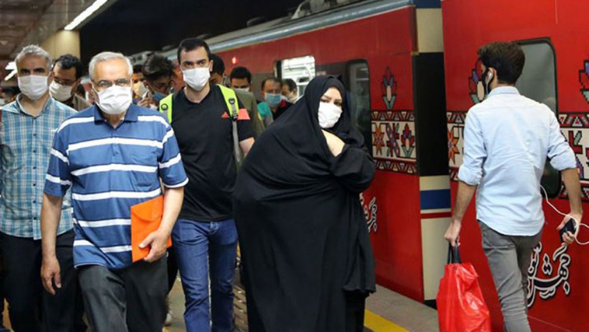İran'da Kovid-19 nedeniyle son 24 saatte 212 kişi hayatını kaybetti