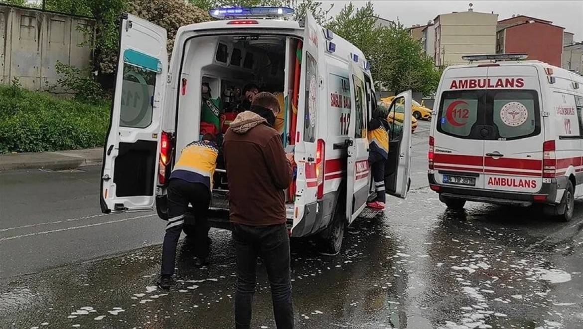 İstanbul'da okulda deney sırasında yaşanan patlamada 5 öğrenci yaralandı