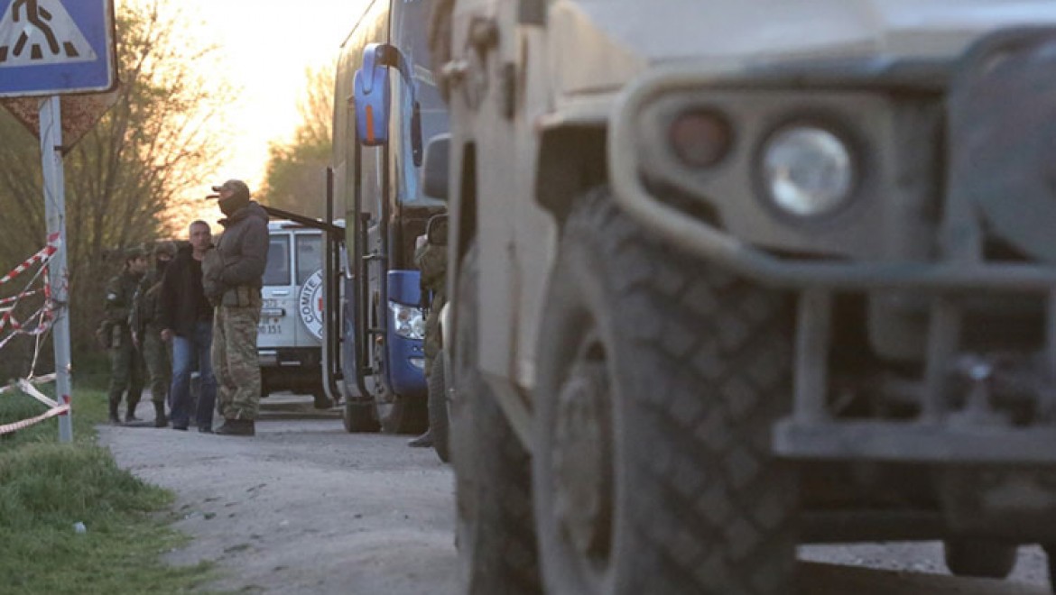 Ukrayna: Rus kuşatmasındaki Azovstal'dan 264 Ukrayna askeri değişim anlaşmasıyla tahliye edildi