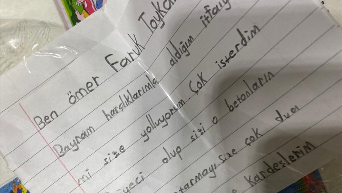 Sakarya'dan deprem bölgesine oyuncak gönderen çocukların notları duygulandırıyor