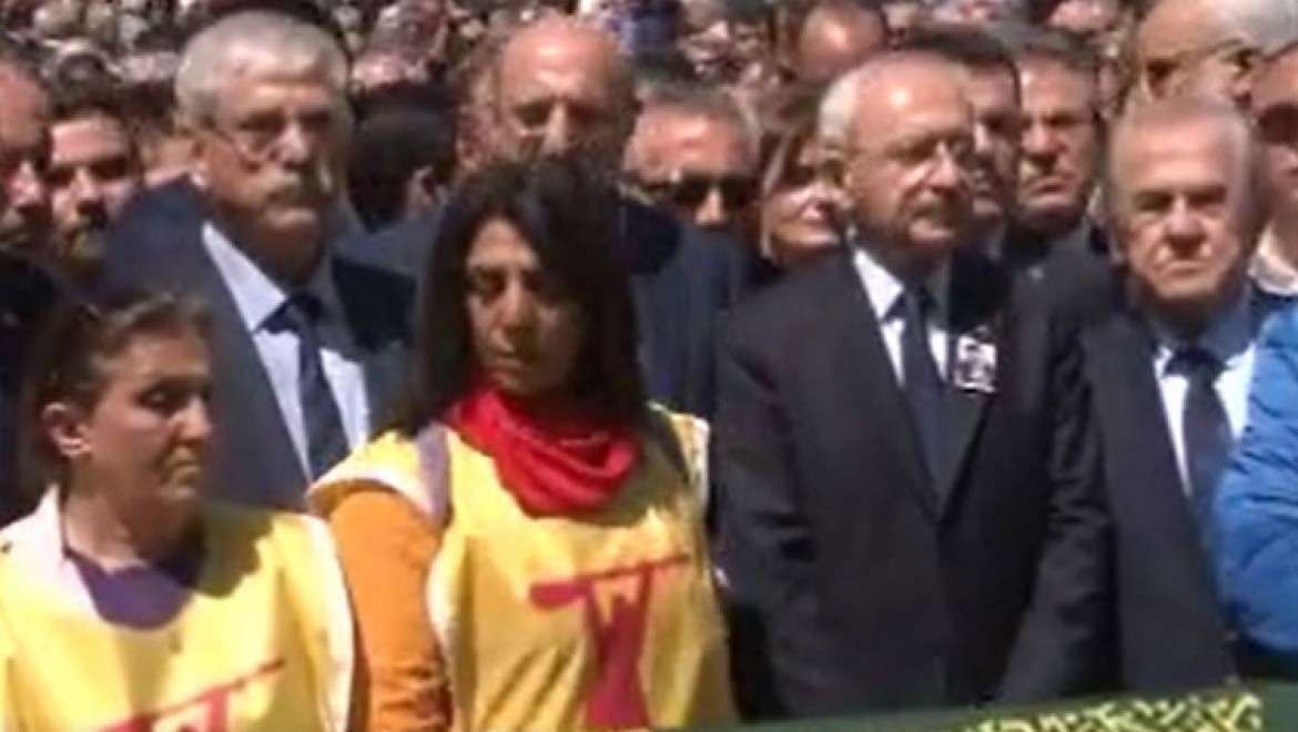 Kılıçdaroğlu Amcasının Cenaze Törenine katıldı