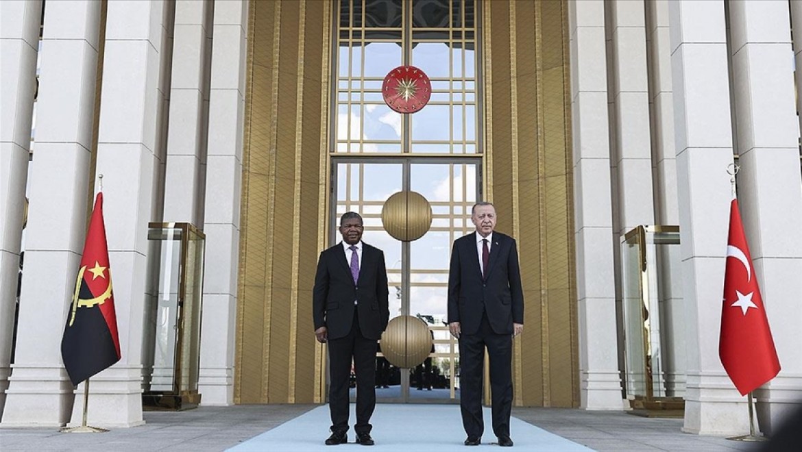 Cumhurbaşkanı Erdoğan, Angola Cumhurbaşkanı Lourenço'yu resmi törenle karşıladı