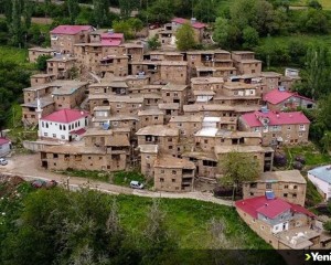 Bitlis'teki tarihi taş evler doğaseverlerin gözde rotalarından biri oldu