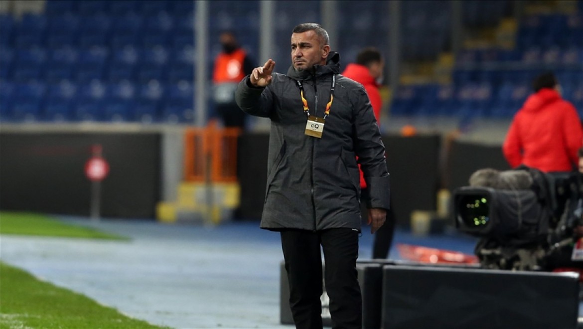 Karabağ Teknik Direktörü Gurban Gurbanov: Sivasspor'un tecrübesi daha fazlaydı ve fırsatlardan yararlandılar