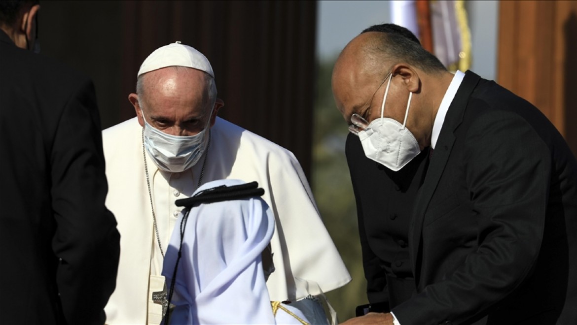 Papa Franciscus: Irak'ın kalkınması ve barışı için uluslararası topluma görev düşüyor