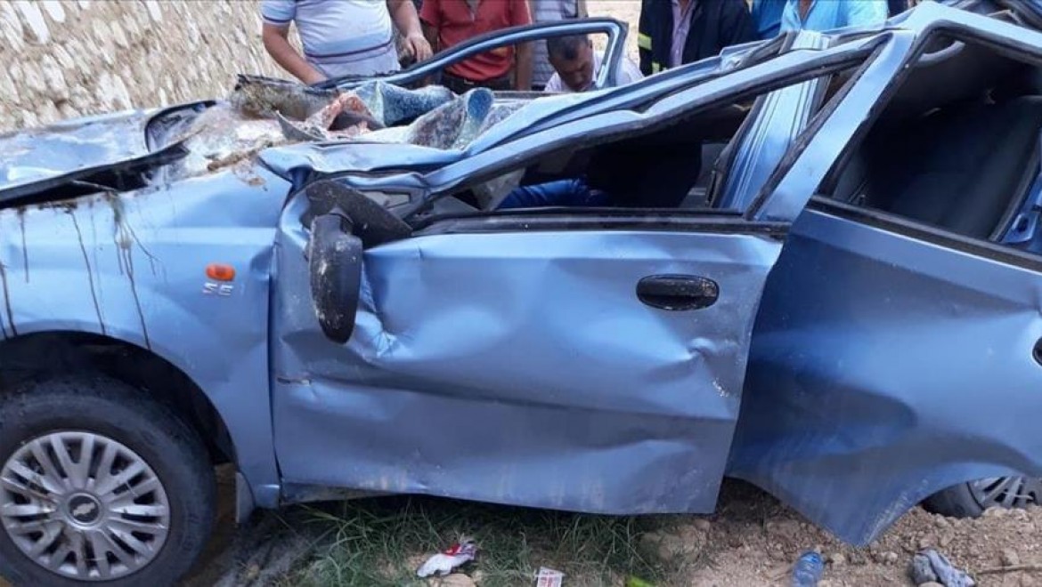 Karaman'da Otomobil Devrildi: 3 Ölü