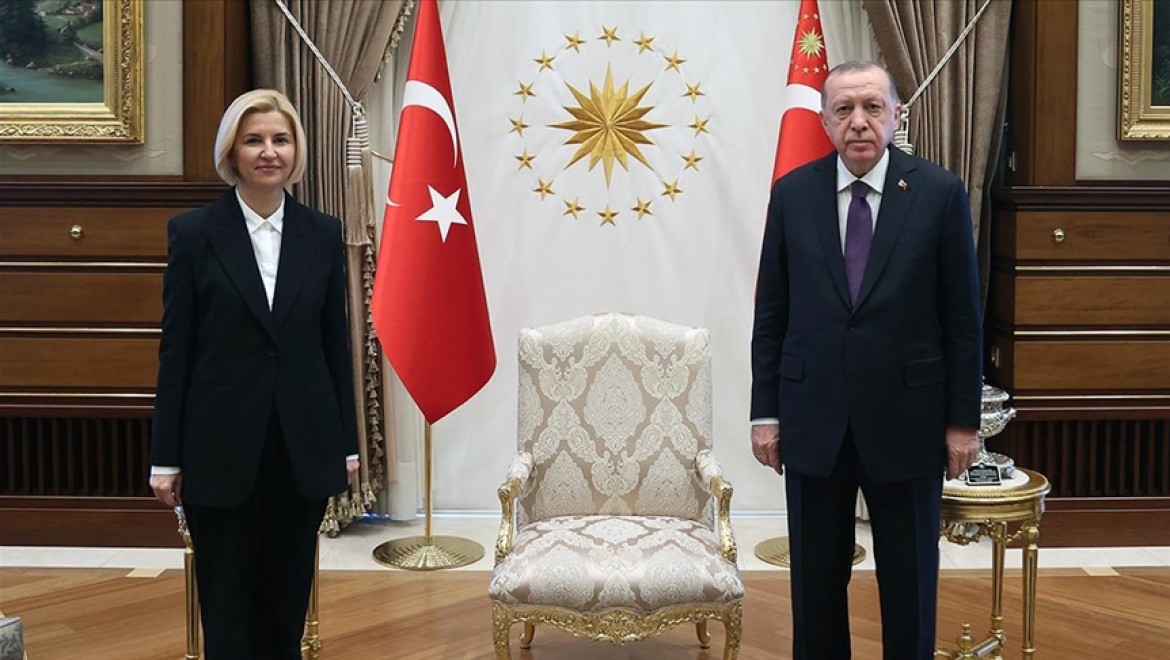 Cumhurbaşkanı Erdoğan, Gagavuz Özerk Yeri Başkanı Irina Vlah'ı kabul etti