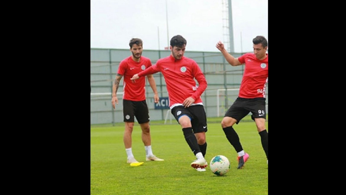 Çaykur Rizespor'un 19 Yaşındaki Genç Oyuncusuna Talipler Var