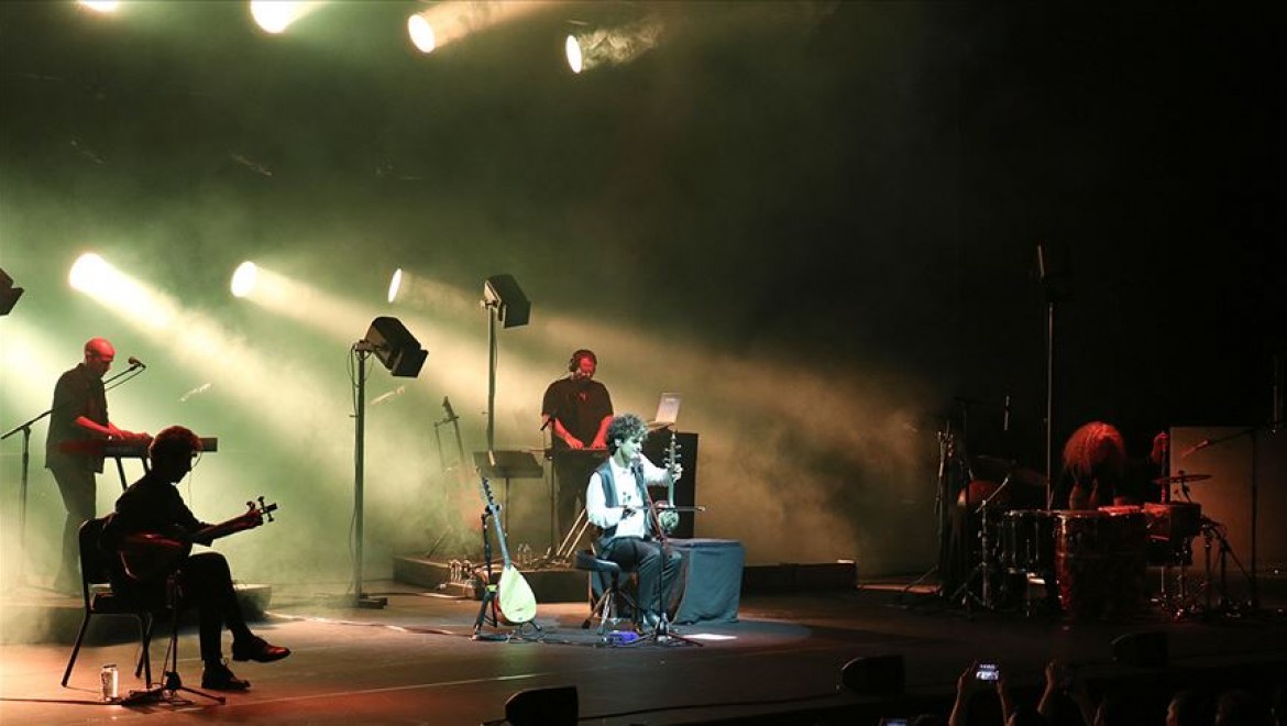 Mark Eliyahu Zorlu PSM'de konser verdi