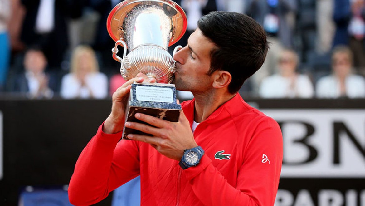 Novak Djokovic Roma Açık'ta 6.kez mutlu sona ulaştı