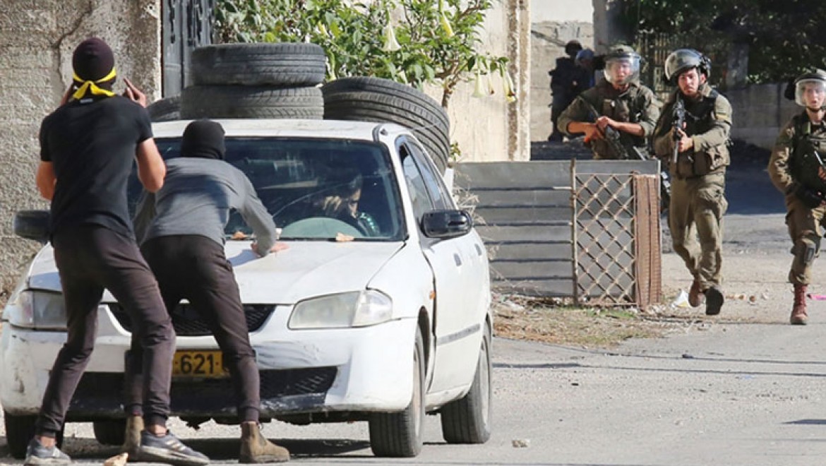 İsrail'in Batış Şeria'daki gösterilere müdahalesinde 25 Filistinli yaralandı
