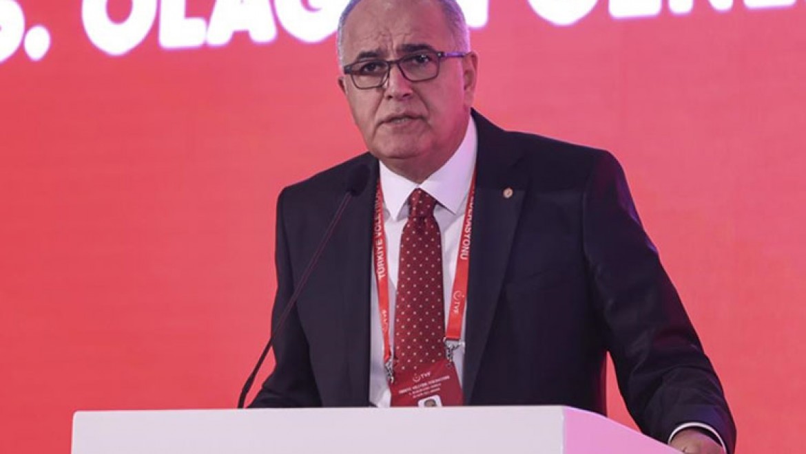 Mehmet Akif Üstündağ yeniden Voleybol Federasyonu Başkanlığı'na seçildi