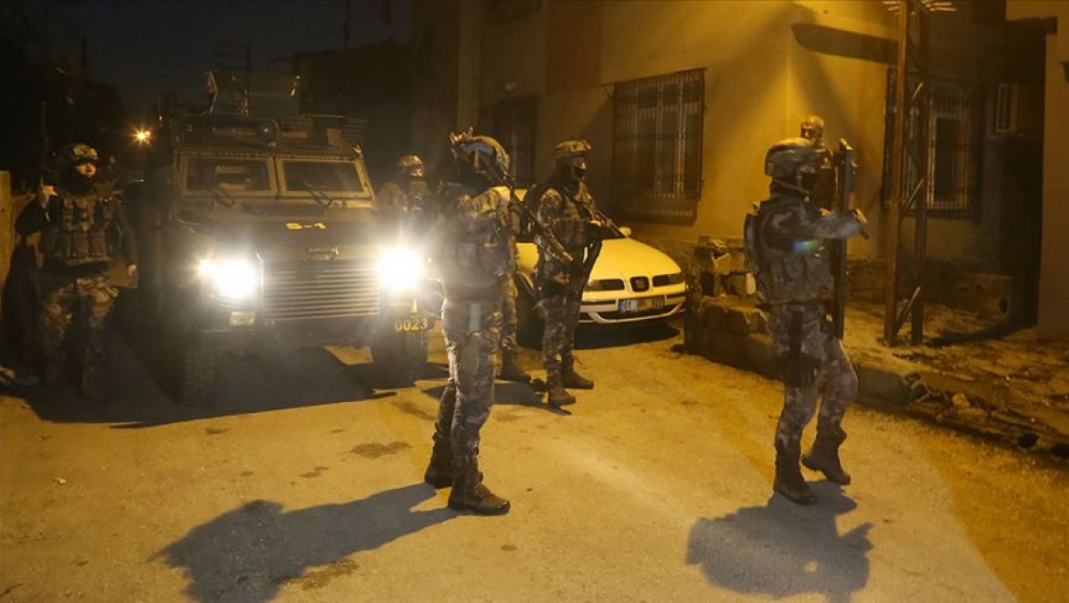 Adana'da Terör Propagandası Operasyonu: 12 Gözaltı