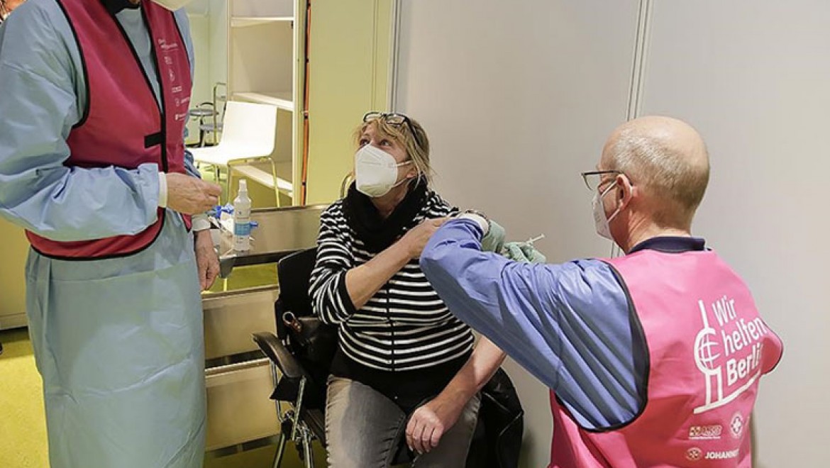 Merkel, Kovid-19 salgınından çıkış yolunun aşılar olduğunu belirtti